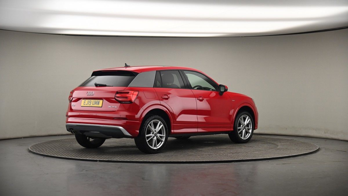 Audi Q2 Image 7