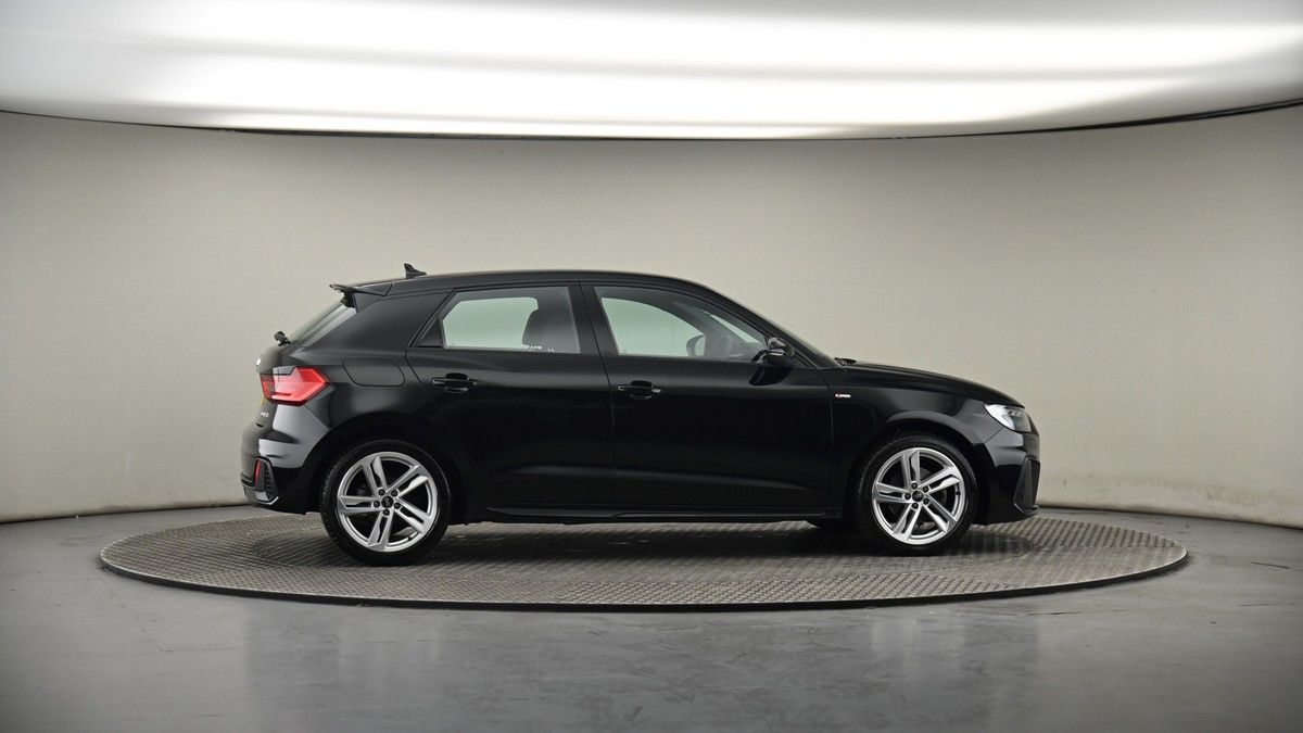 More views of Audi A1