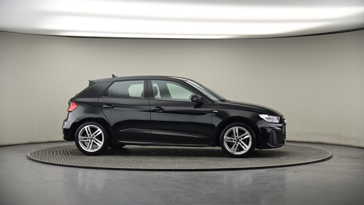 More views of Audi A1