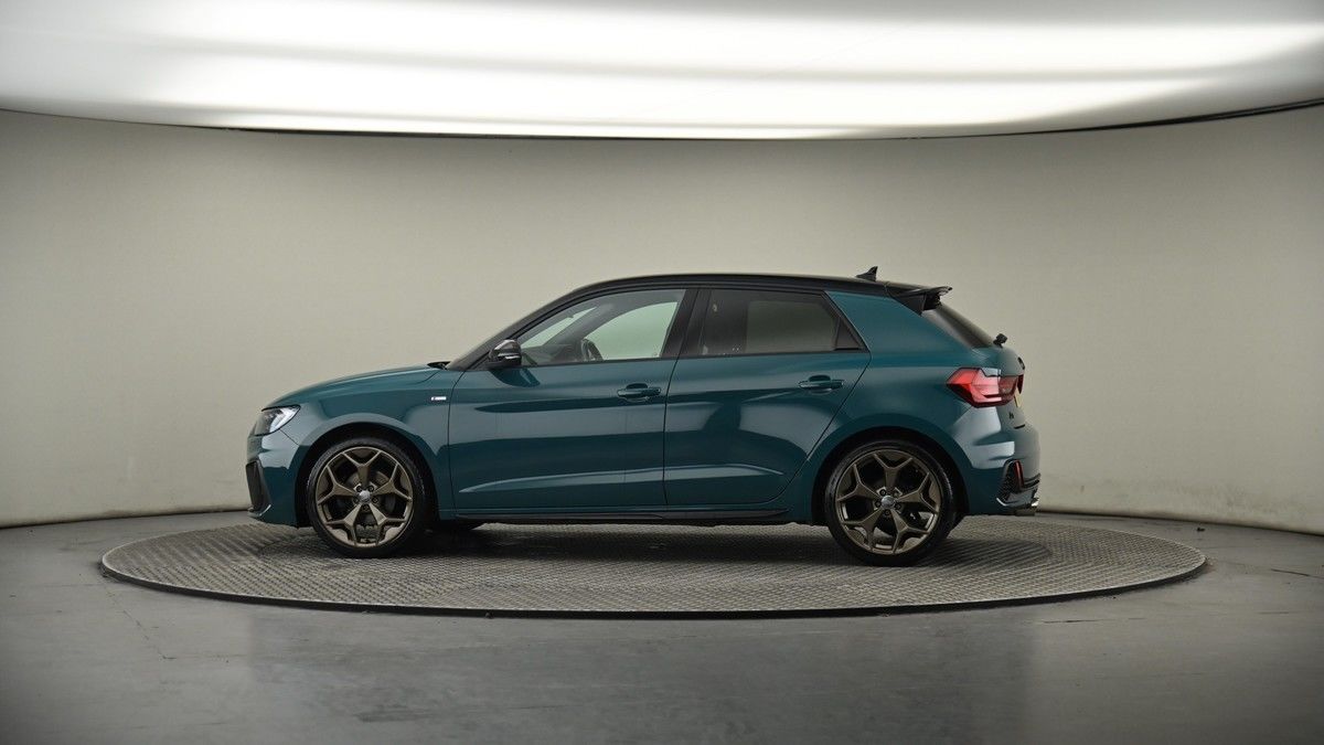 More views of Audi A1