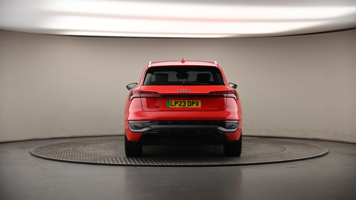 Audi Q8 e-tron Image 17