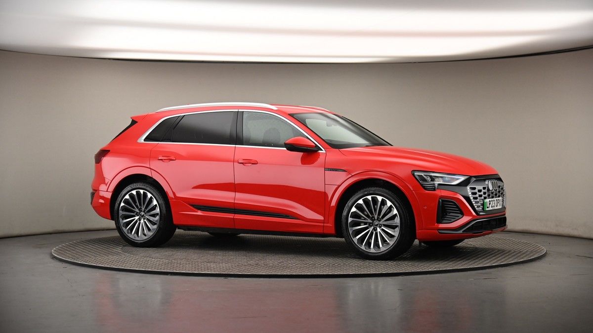 Audi Q8 e-tron Image 6