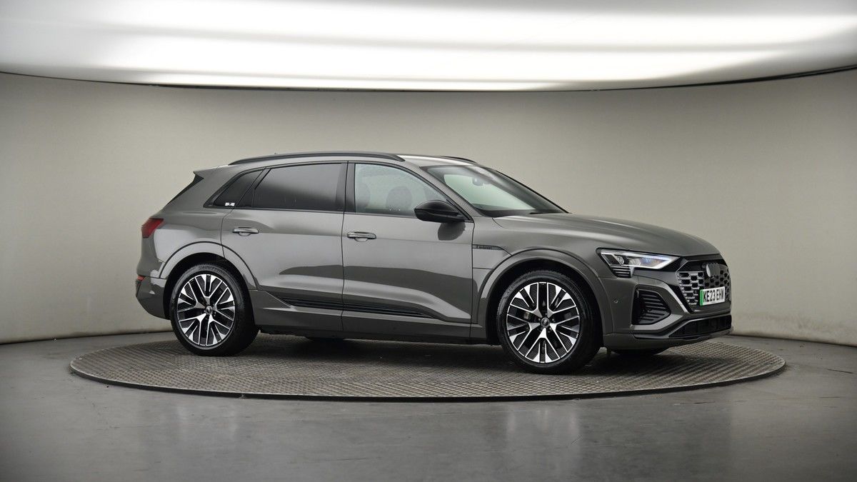 Audi Q8 e-tron Image 6