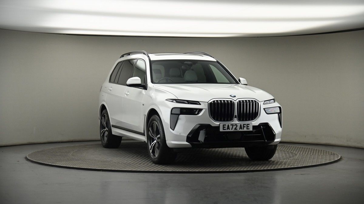 More views of BMW X7