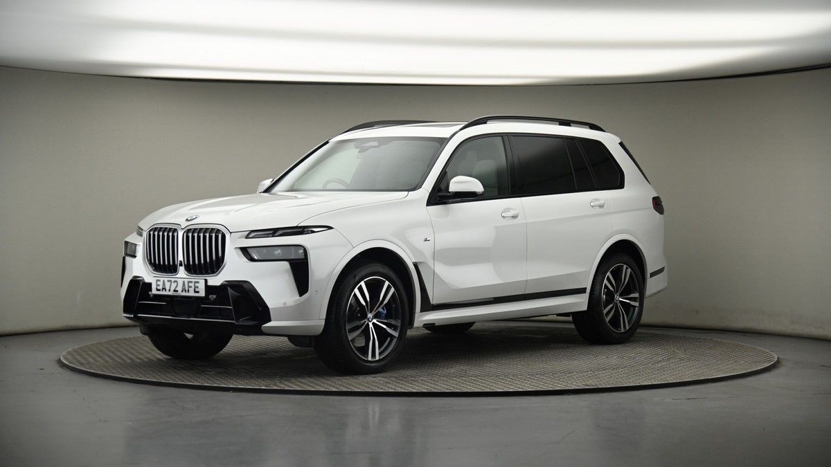 More views of BMW X7