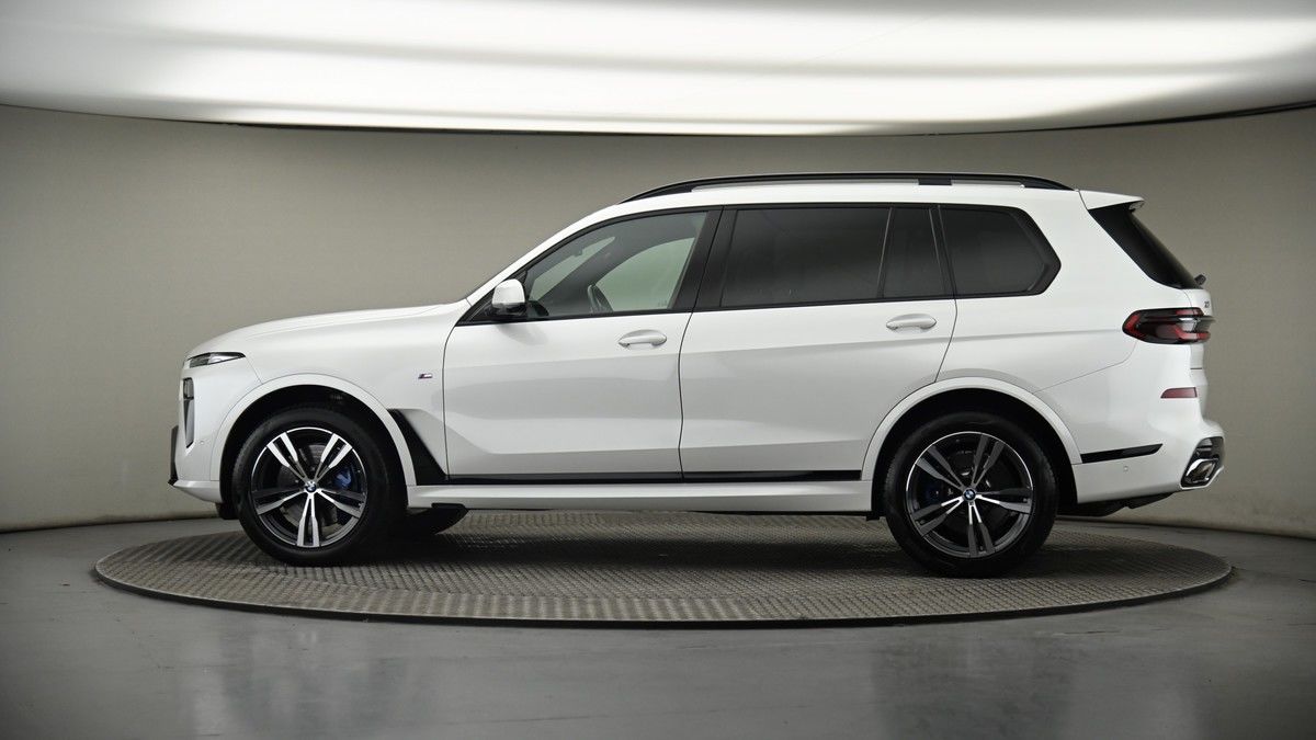 More views of BMW X7