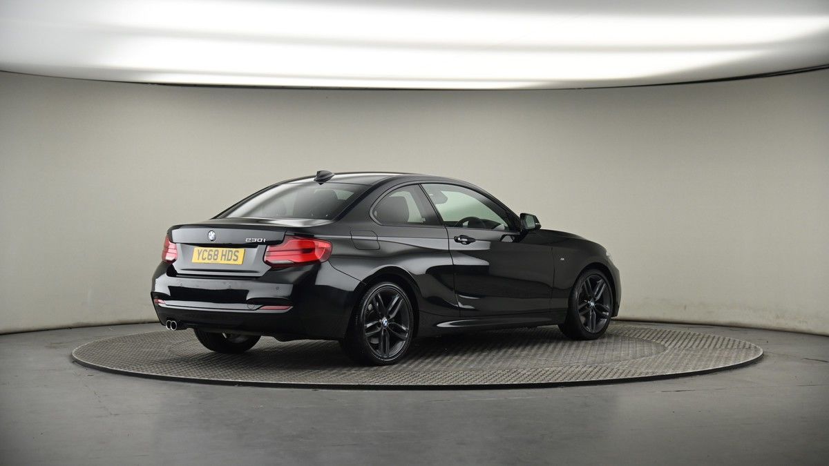 BMW 2 Series Image 7