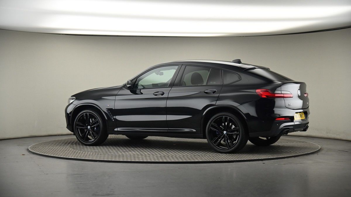 More views of BMW X4