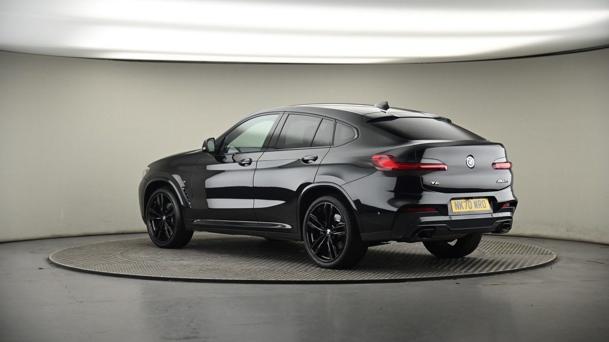 More views of BMW X4