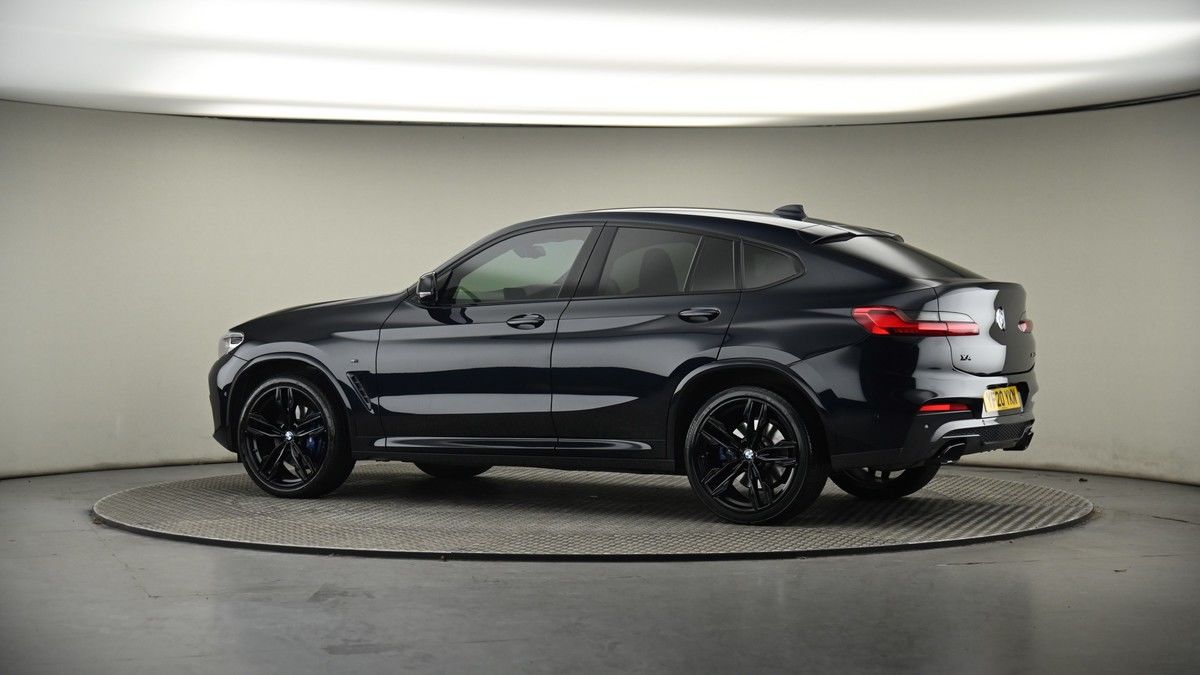 More views of BMW X4