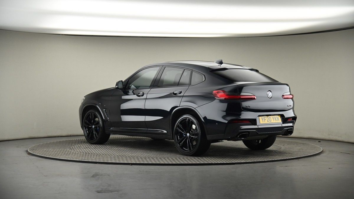 More views of BMW X4