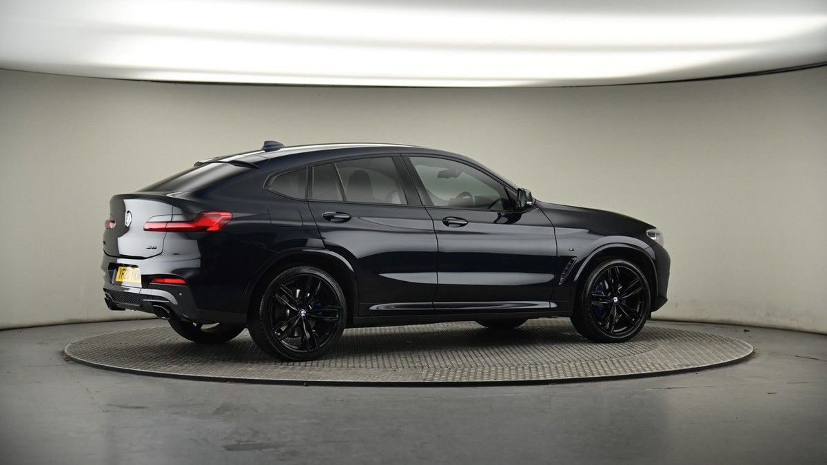 More views of BMW X4