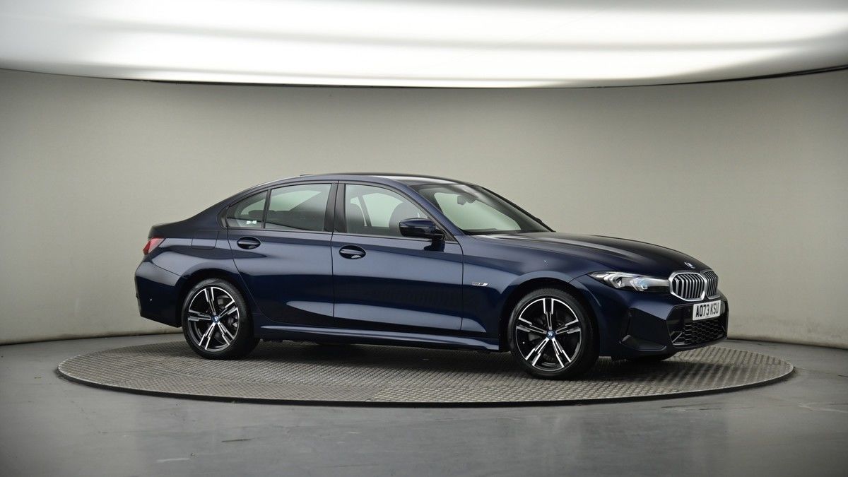 BMW 3 Series Image 6