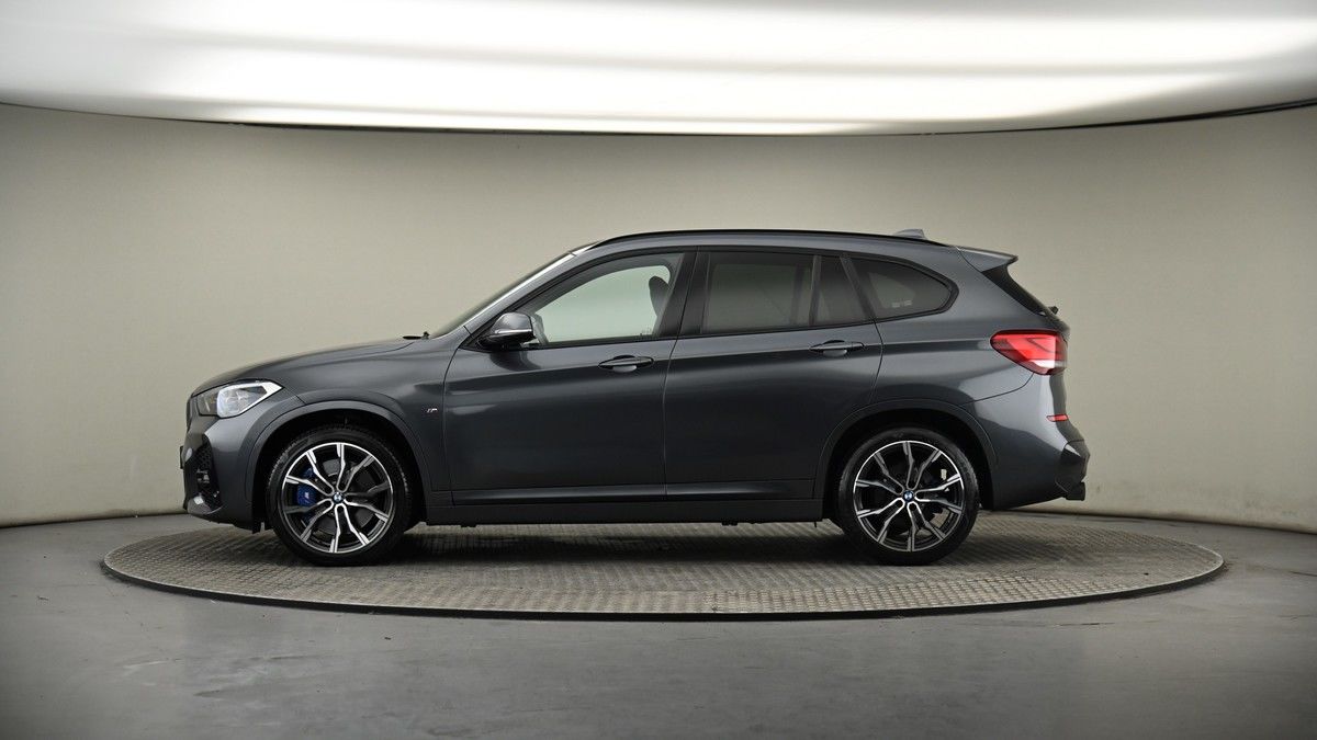 BMW X1 Image 18