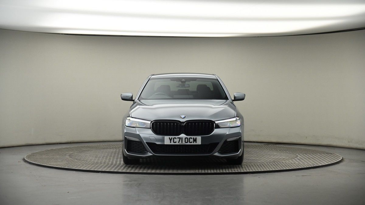 BMW 5 Series Image 17