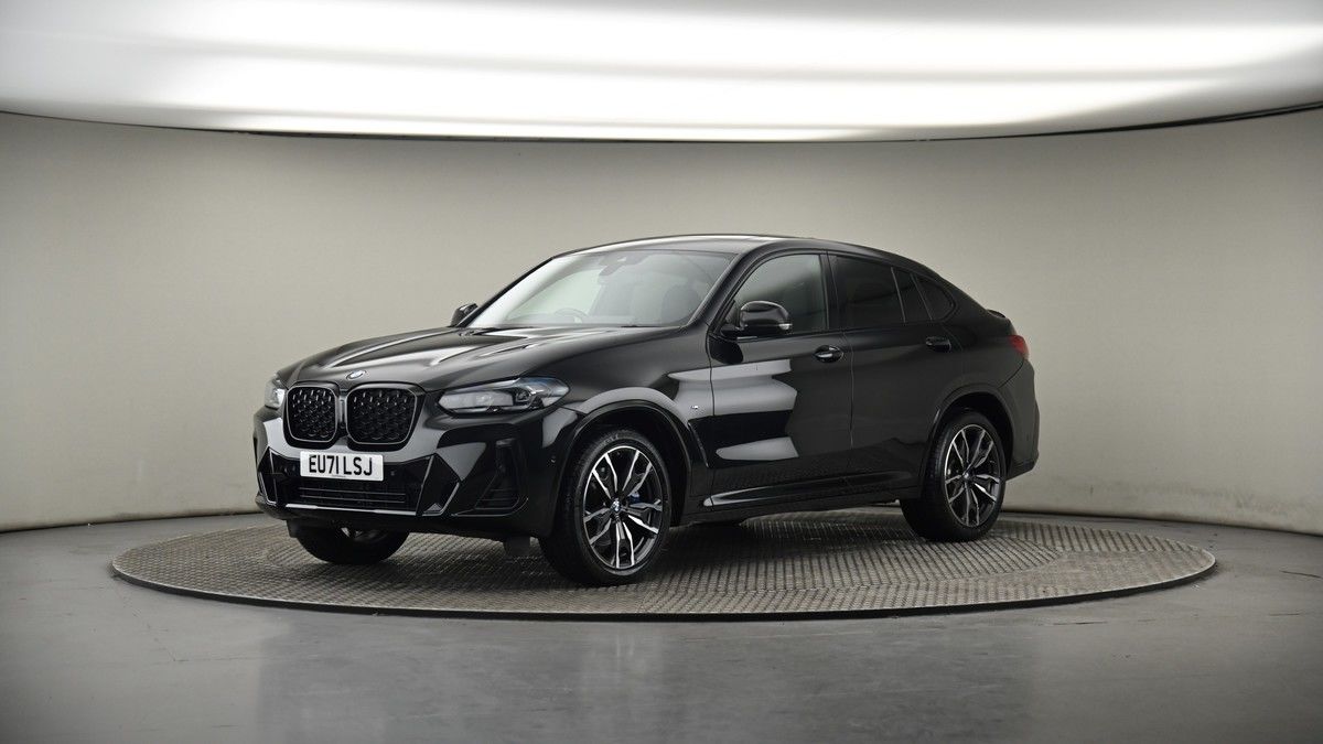 More views of BMW X4