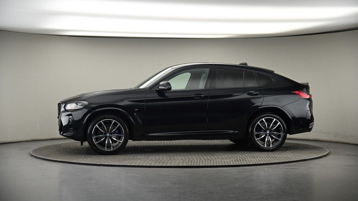 More views of BMW X4