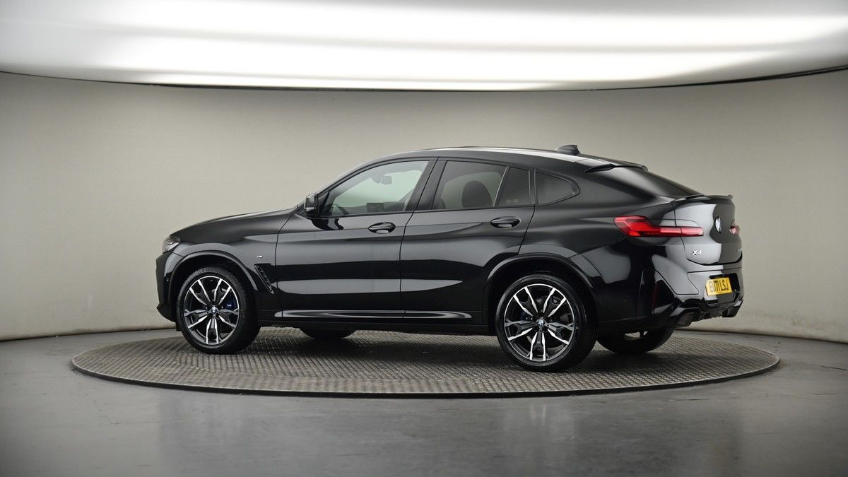 More views of BMW X4