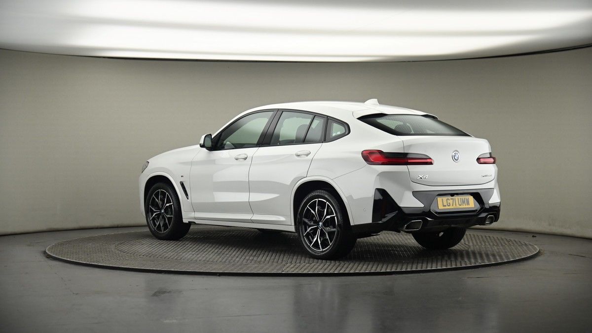 More views of BMW X4