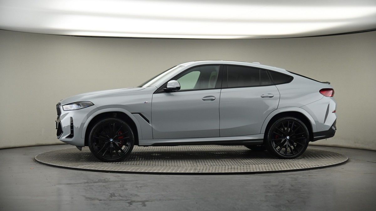 More views of BMW X6