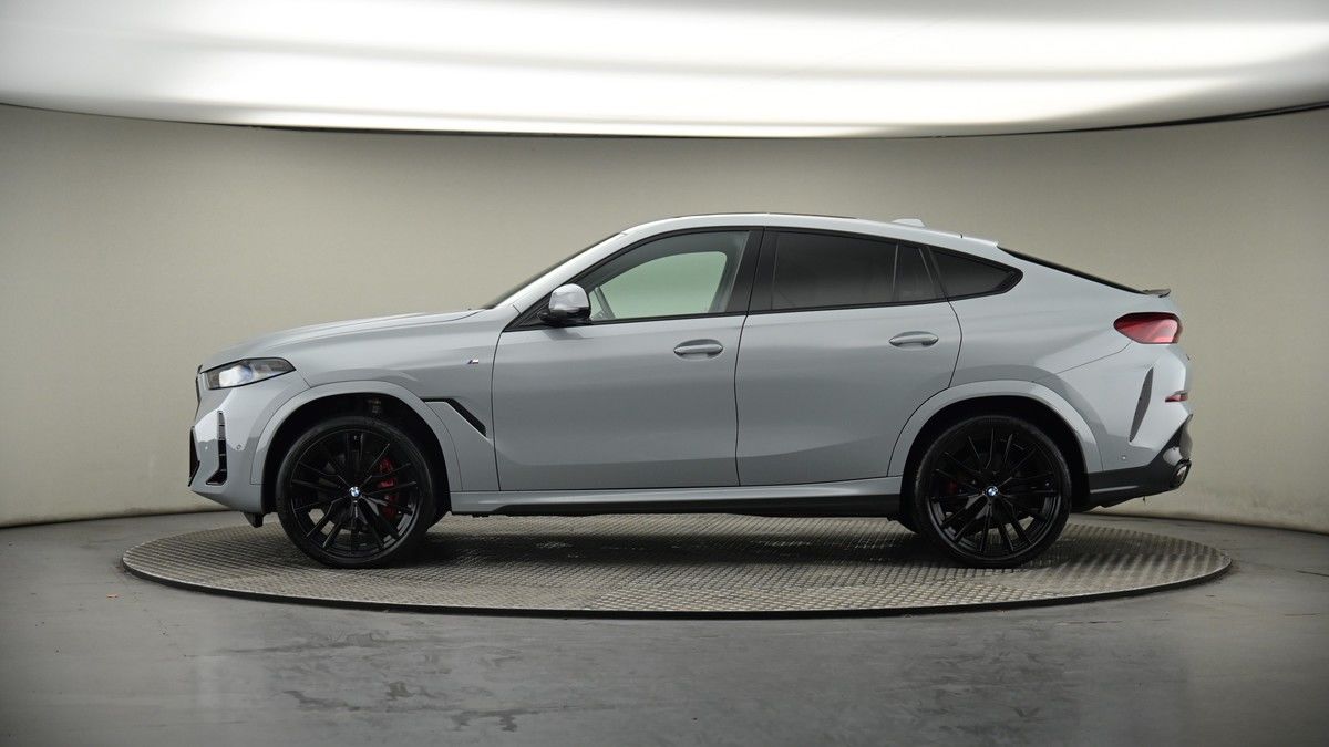 BMW X6 Image 19