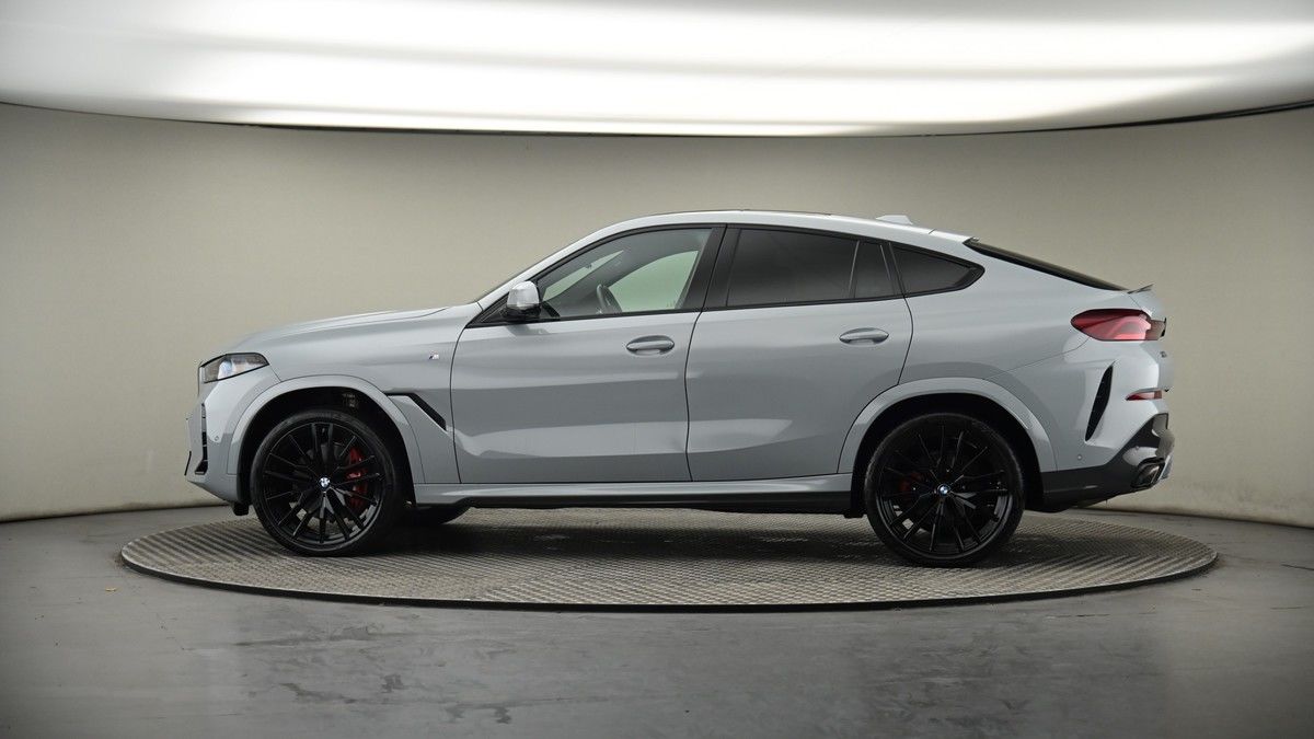 More views of BMW X6