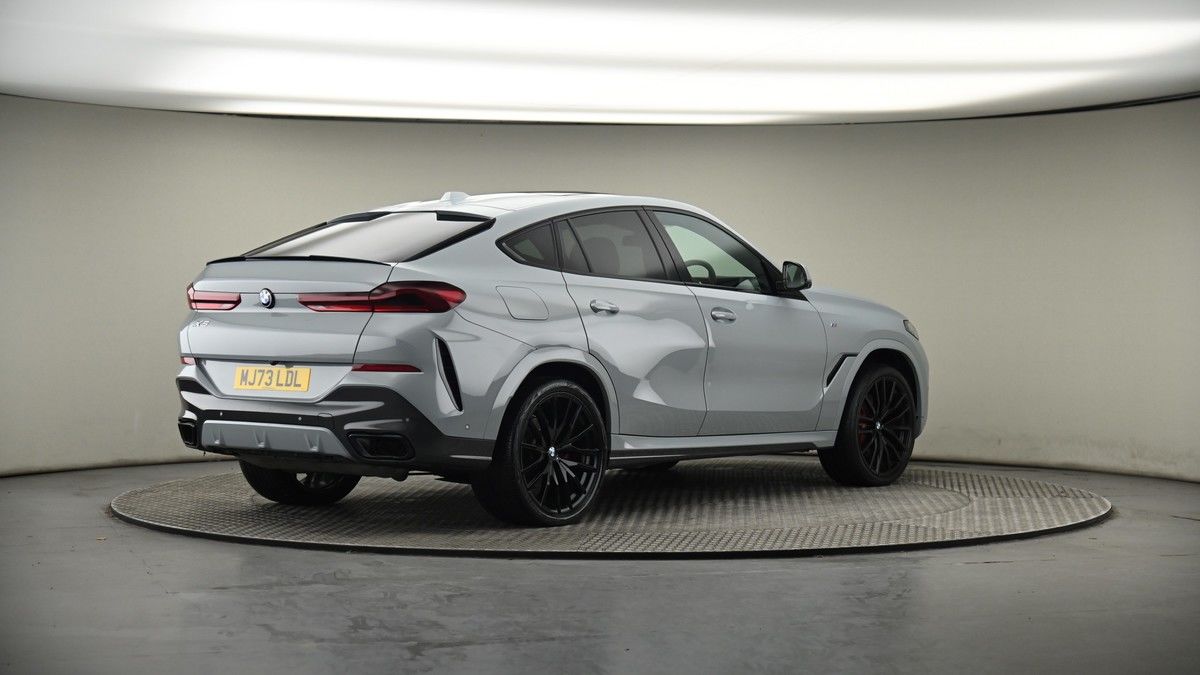 BMW X6 Image 7