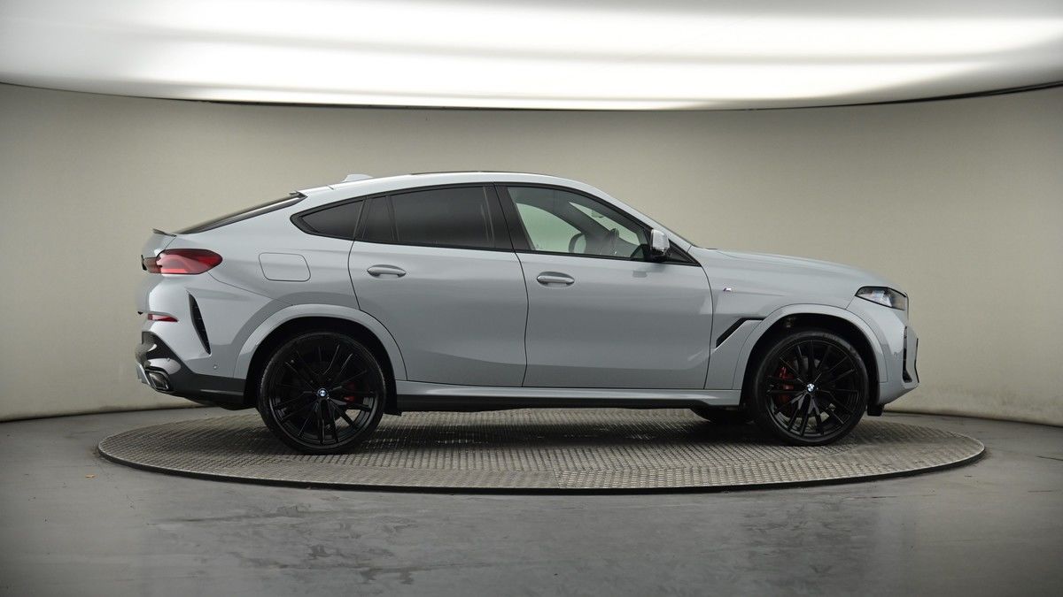 More views of BMW X6