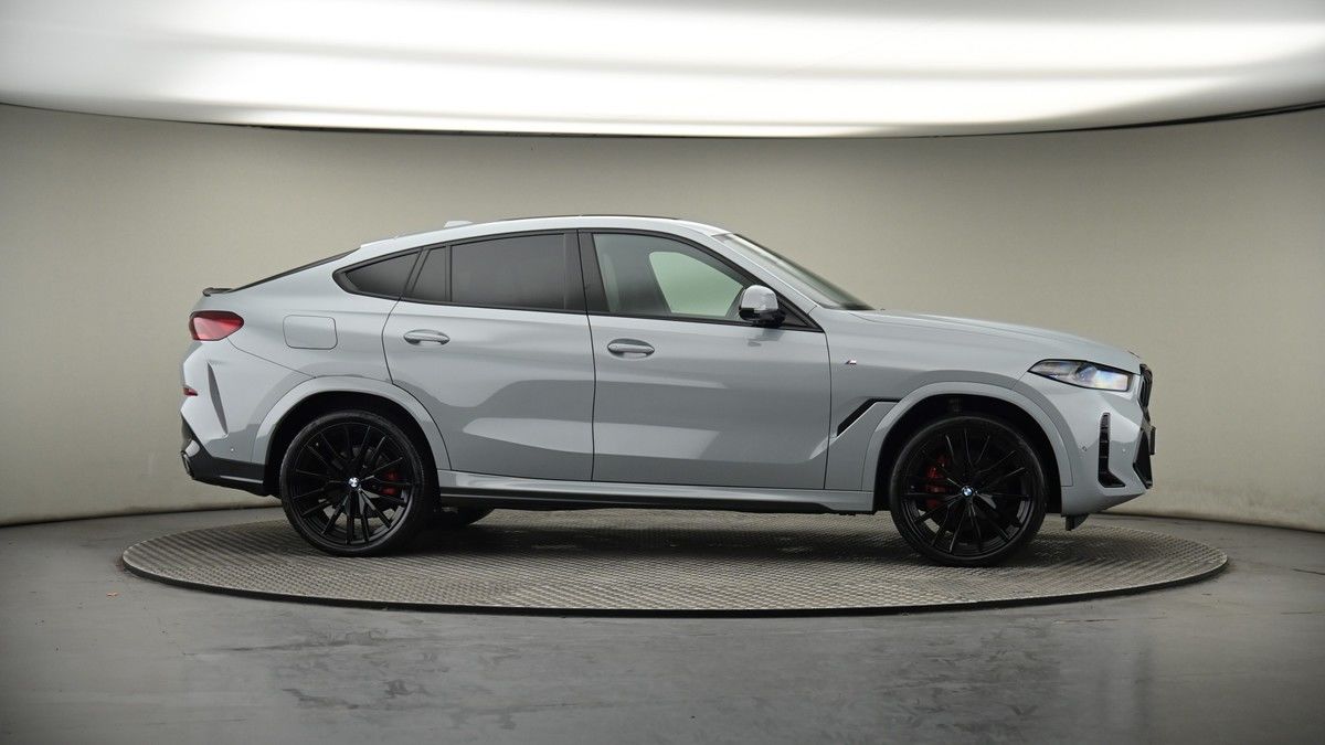 More views of BMW X6