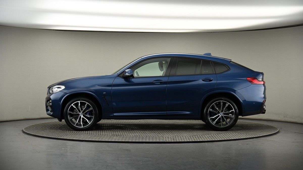 BMW X4 Image 18