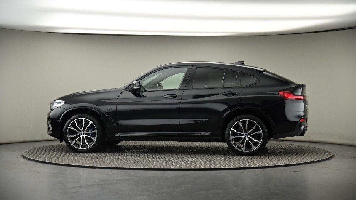 More views of BMW X4