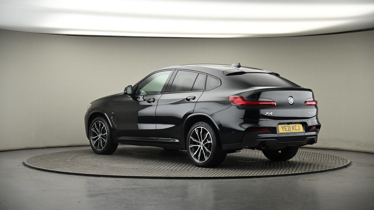 More views of BMW X4