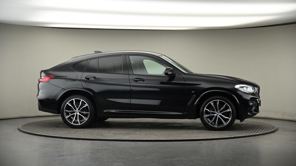 More views of BMW X4