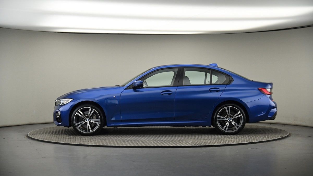 BMW 3 Series Image 19