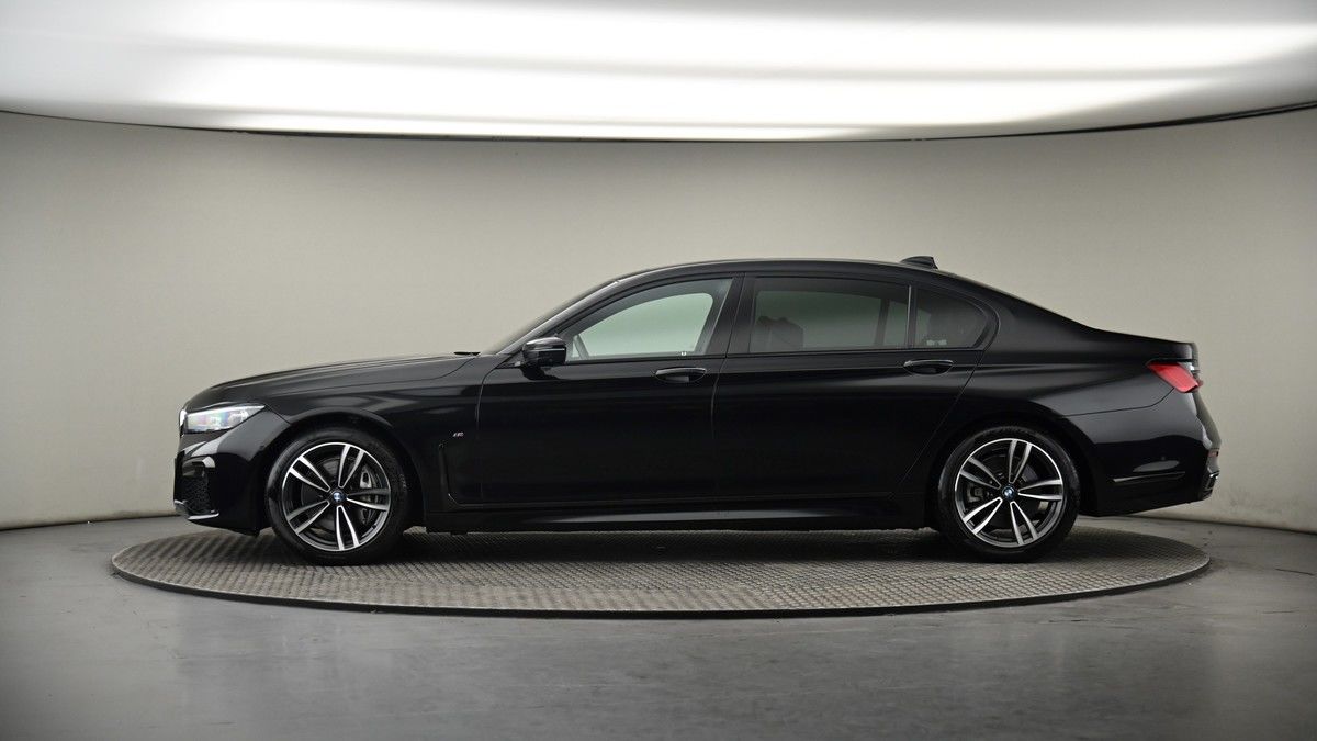 BMW 7 Series Image 19