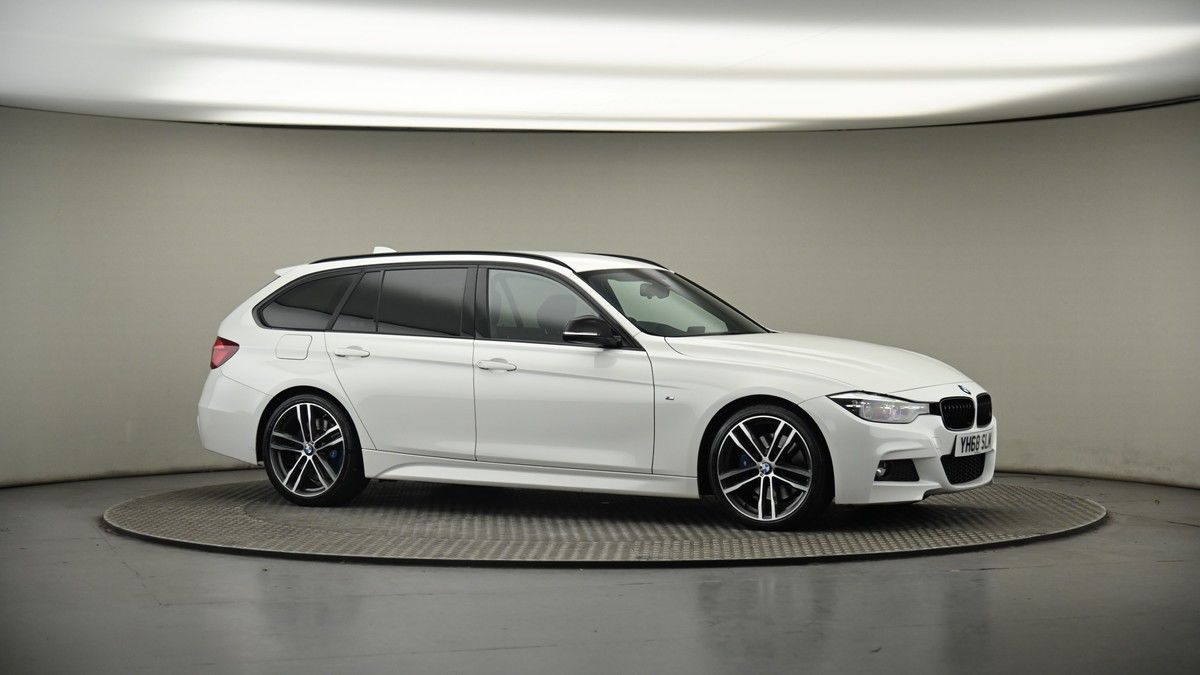 BMW 3 Series Image 6