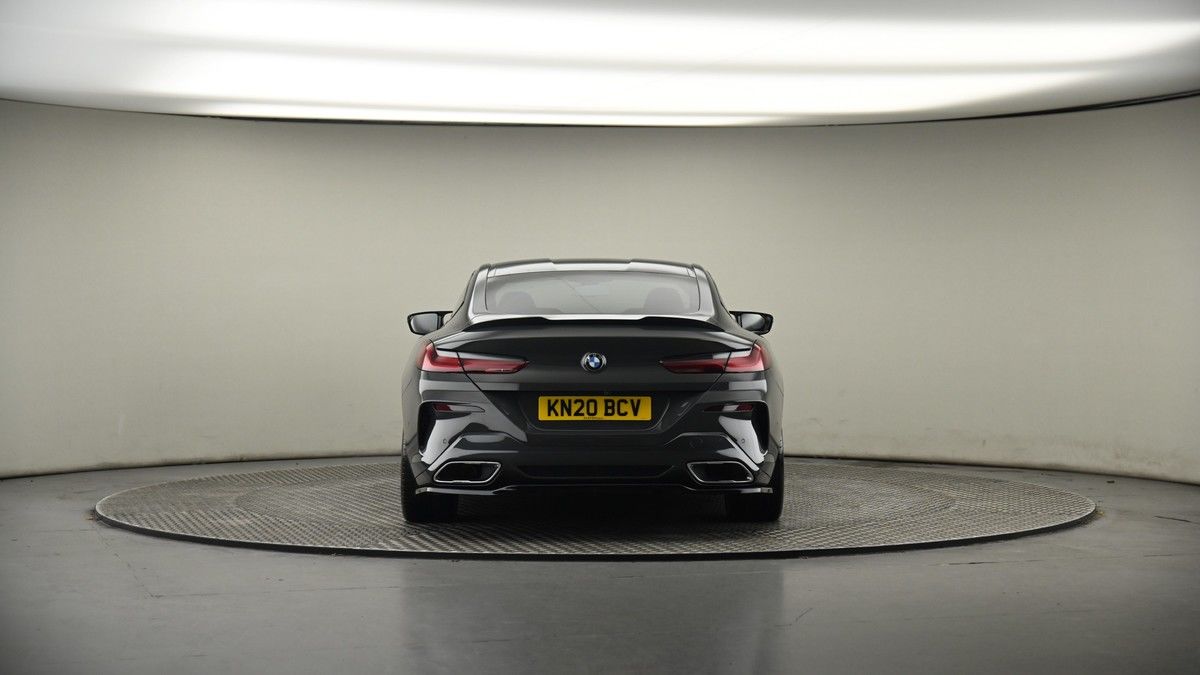 BMW 8 Series Image 17