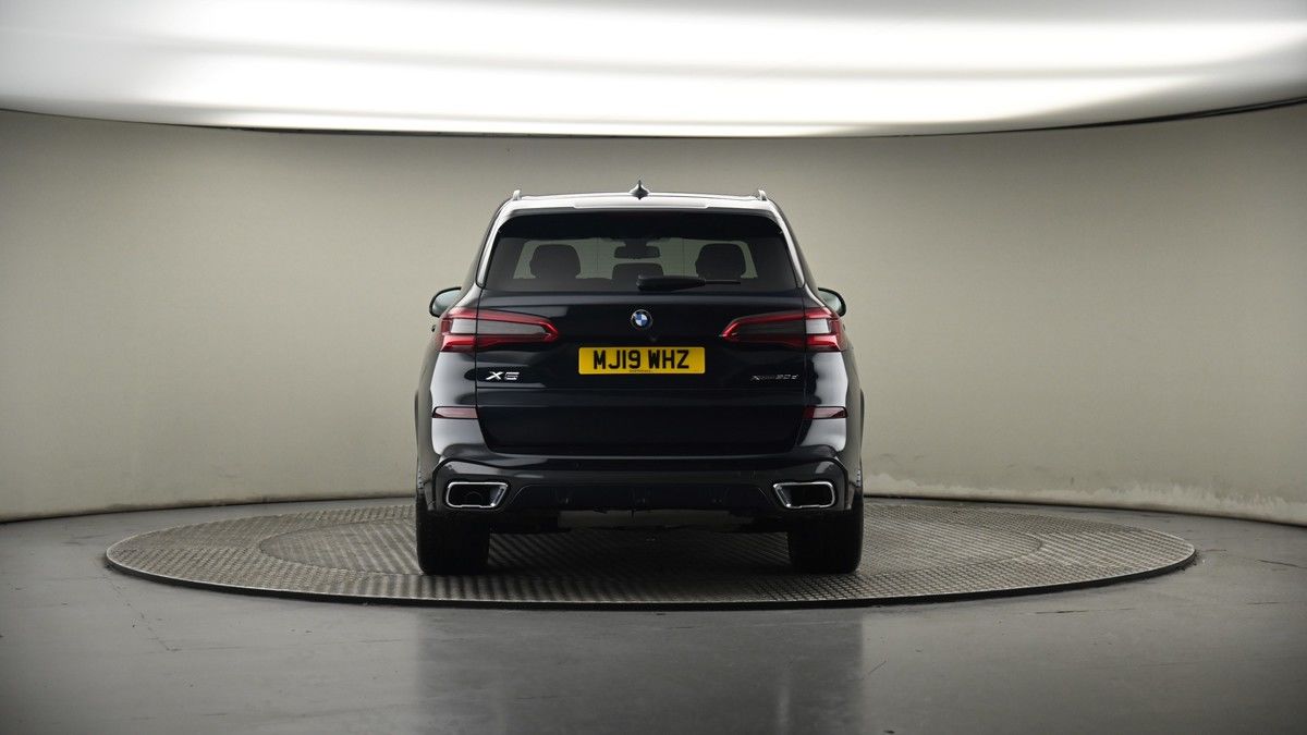 BMW X5 Image 17