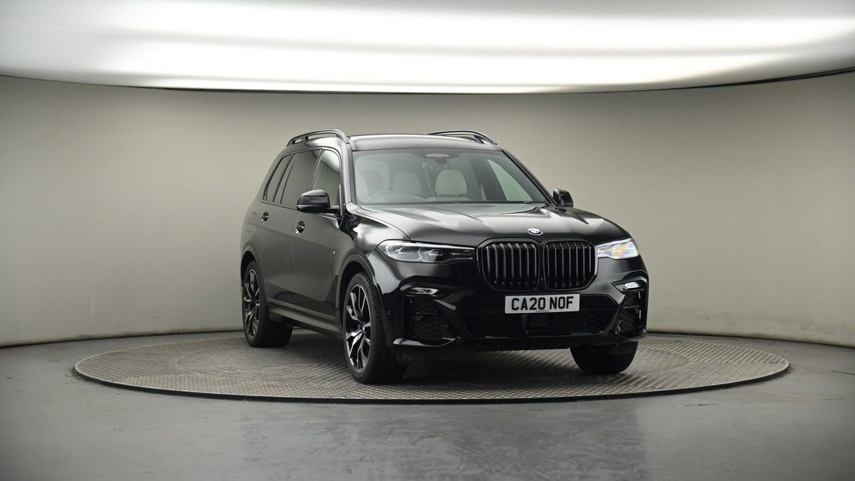 More views of BMW X7