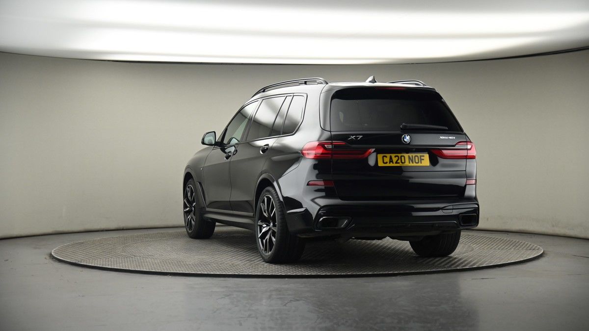 More views of BMW X7