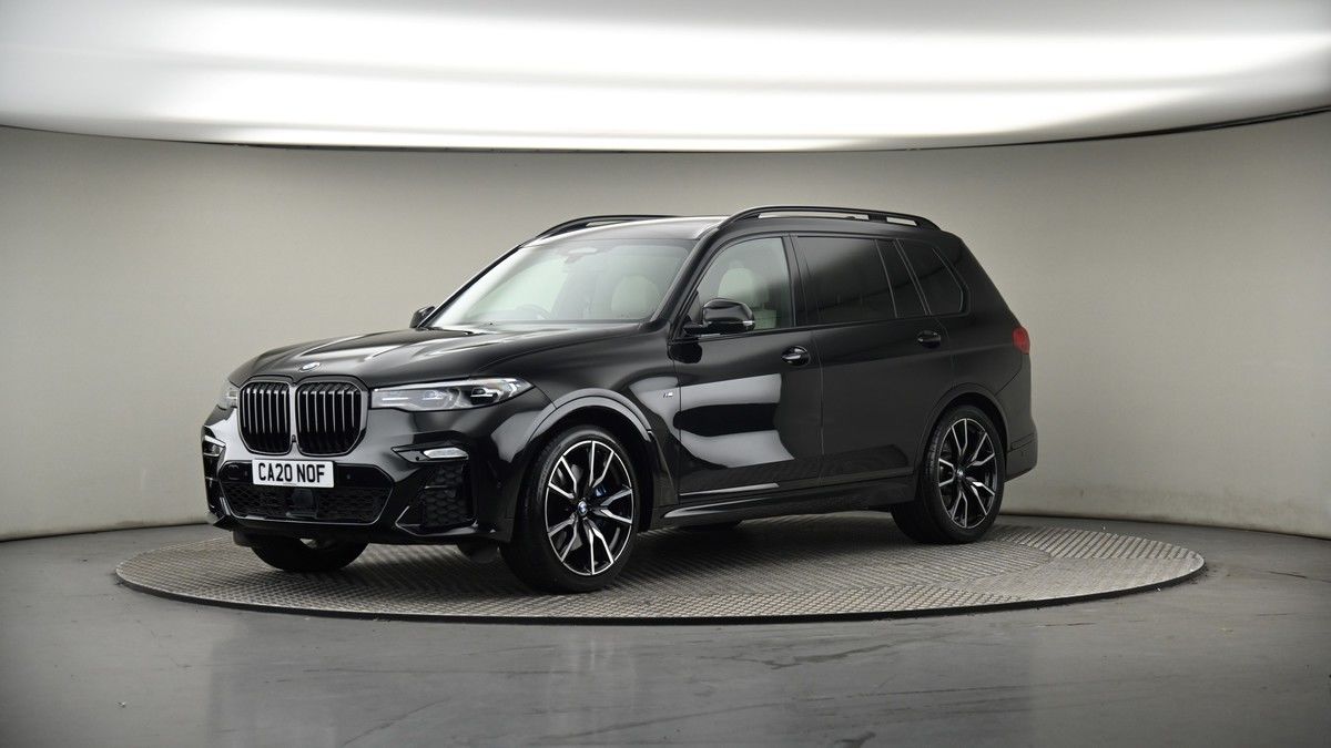 More views of BMW X7