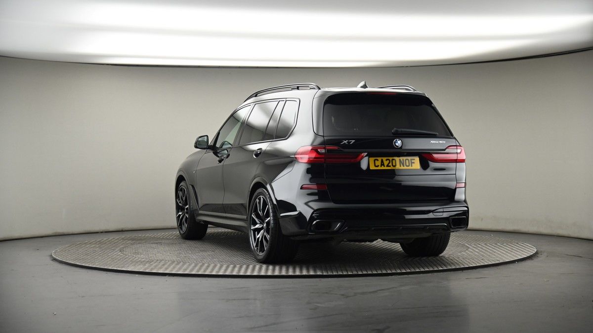 More views of BMW X7