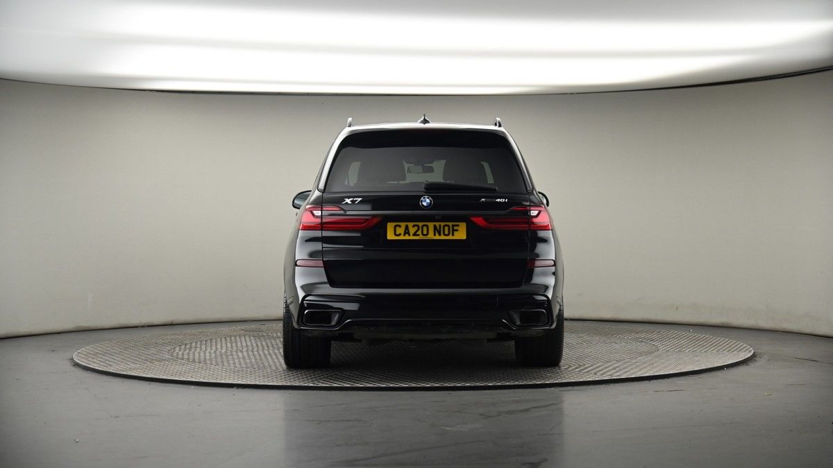 More views of BMW X7