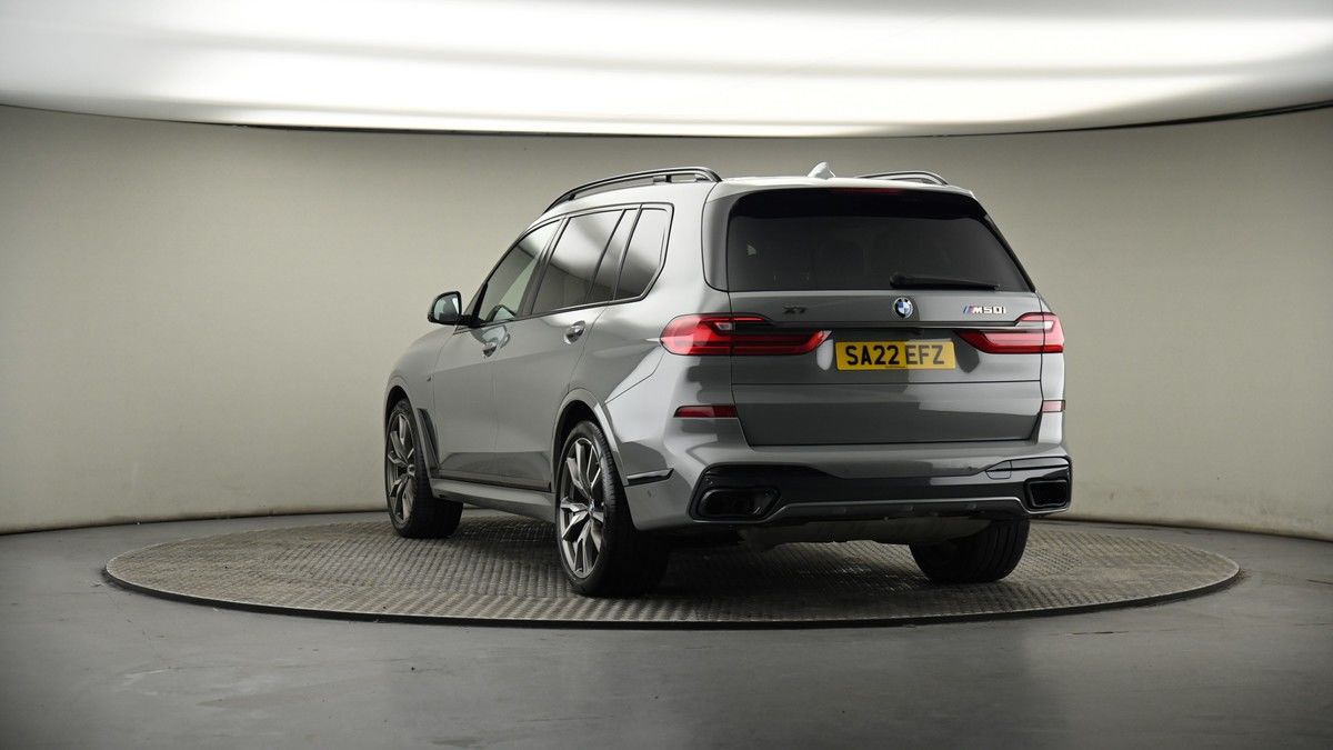 More views of BMW X7