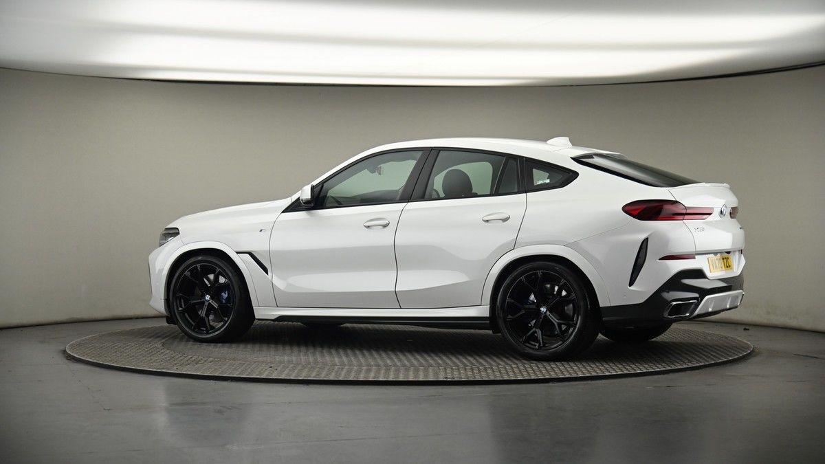 More views of BMW X6