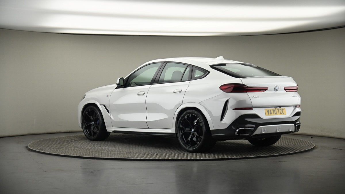 More views of BMW X6