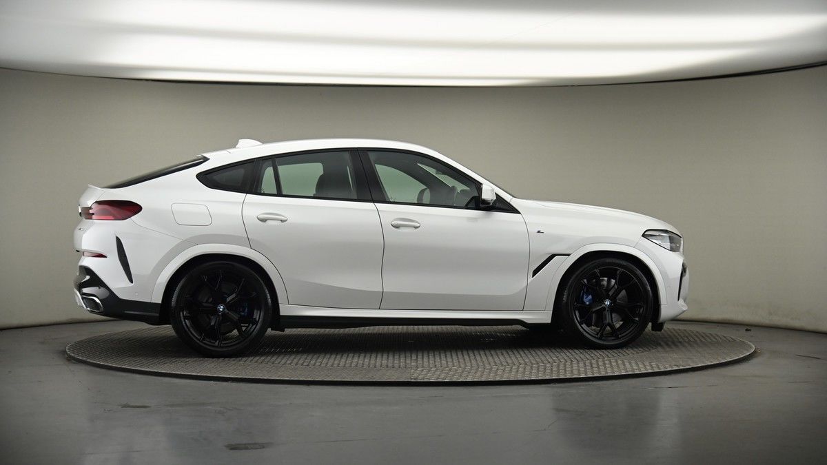 More views of BMW X6