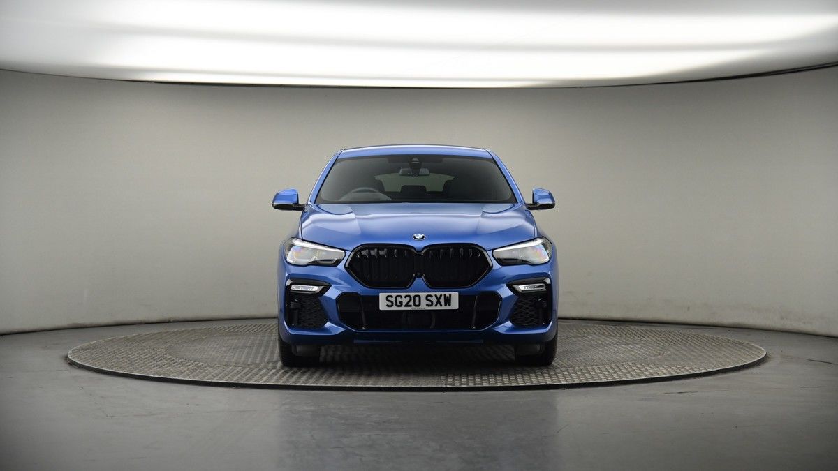 BMW X6 Image 18