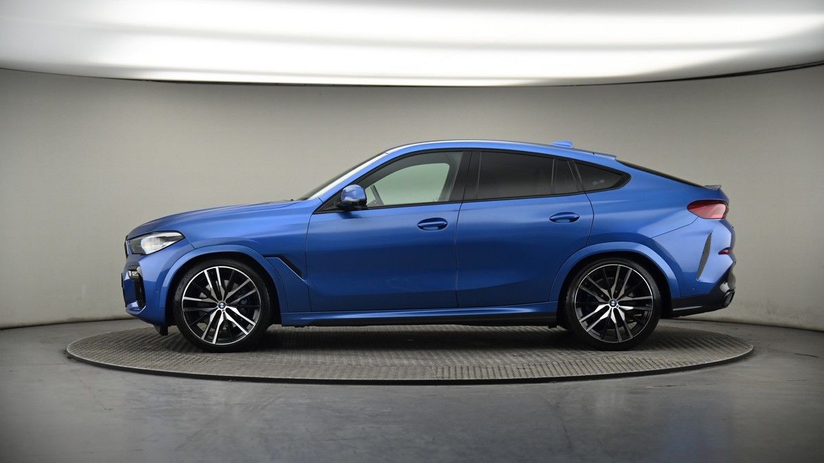 BMW X6 Image 19