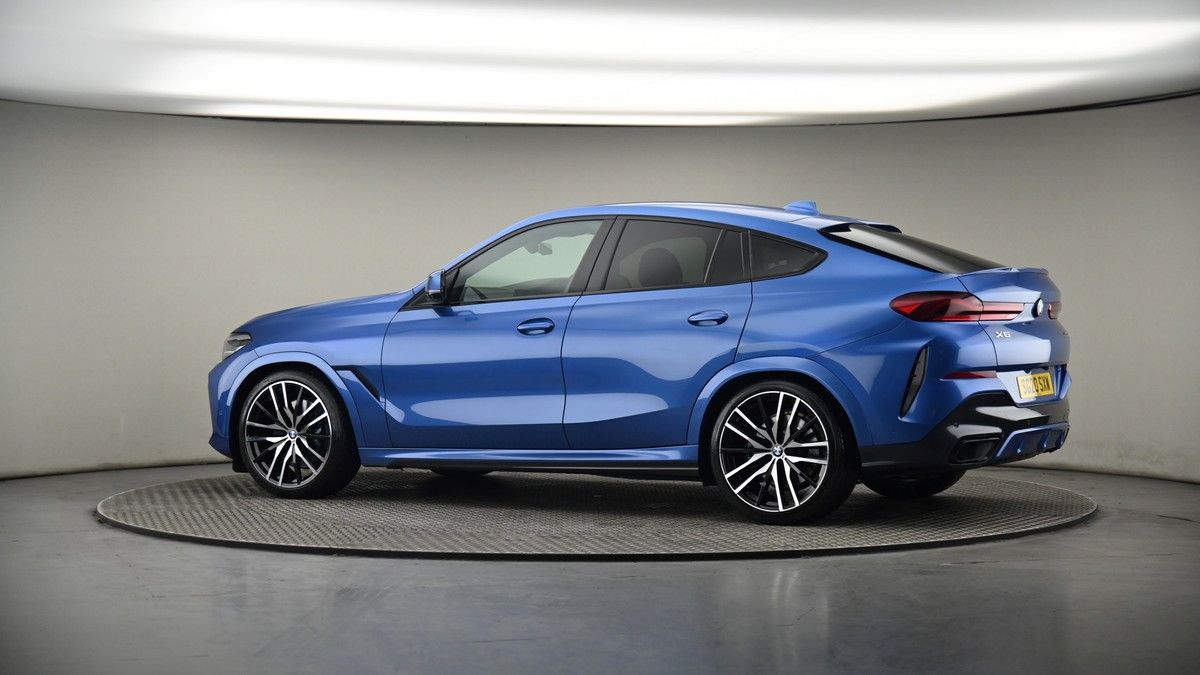 More views of BMW X6